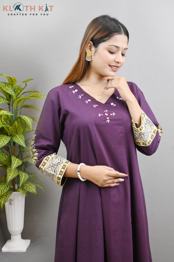 Kloth Kit Classy Wine Long Gown Set with Multi Dupatta - Image 8