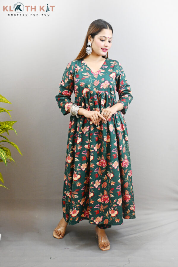 Kloth Kit Green Floral Alia Cut Anarkali Kurti with Pant & Dupatta - Image 7