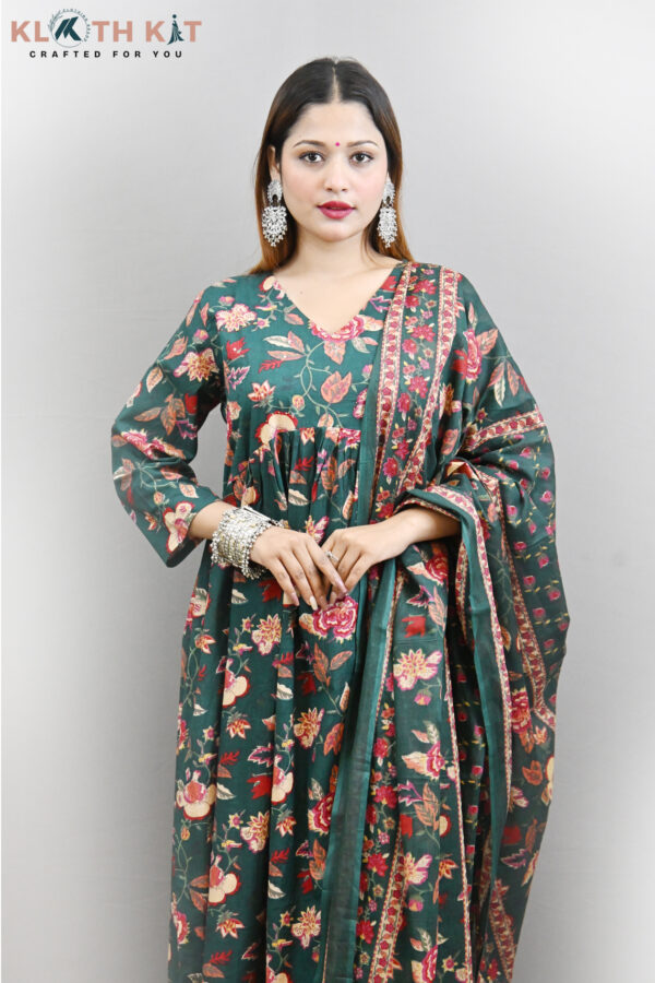 Kloth Kit Green Floral Alia Cut Anarkali Kurti with Pant & Dupatta - Image 3