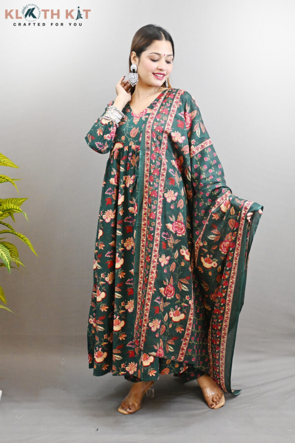 Kloth Kit Green Floral Alia Cut Anarkali Kurti with Pant & Dupatta - Image 4