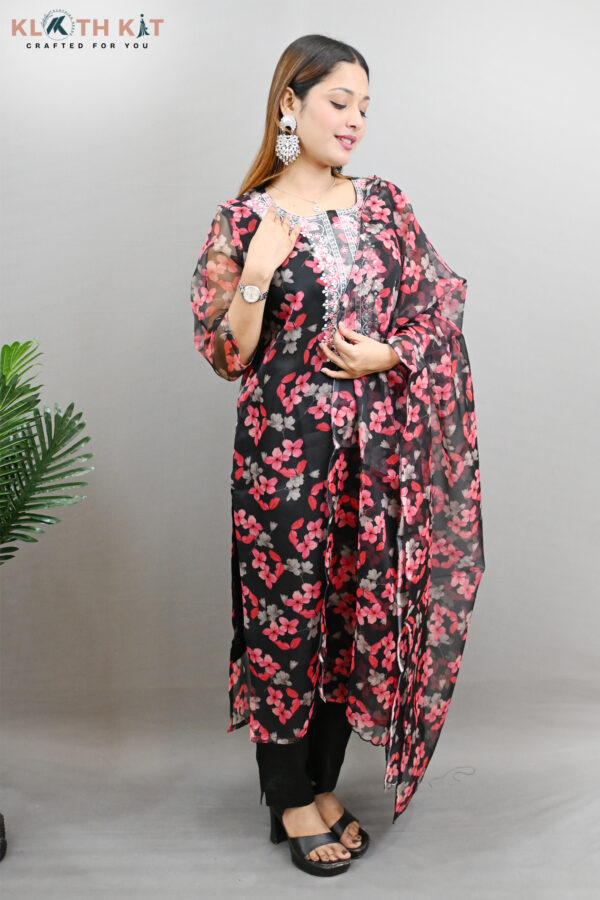 Kloth Kit Black Printed Flower Organza Dupatta set - Image 5