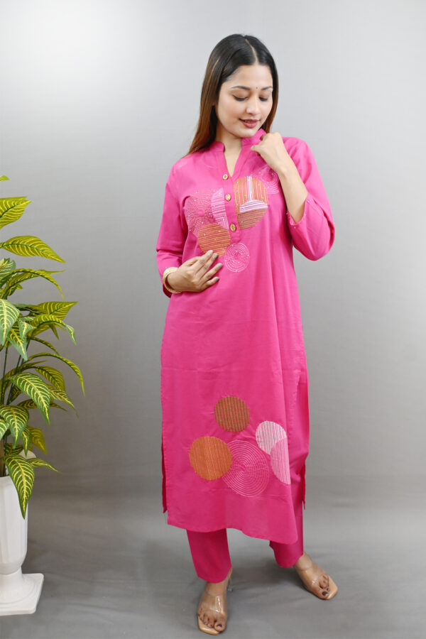 Kloth Kit Pink Embroidered Kurti Dupatta Set - Image 7