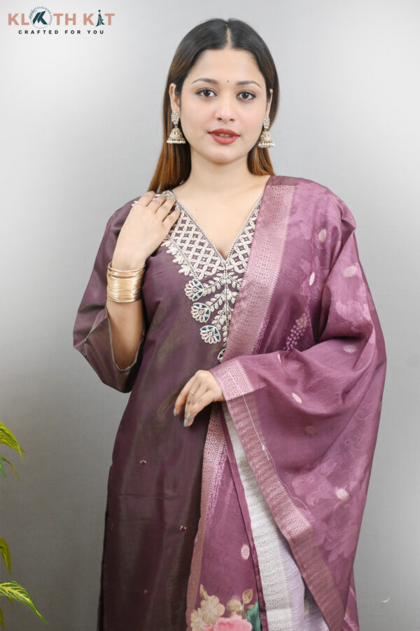 kloth Kit Brown V Heavy Neck Pakistani Style 3 Piece Set - Image 6