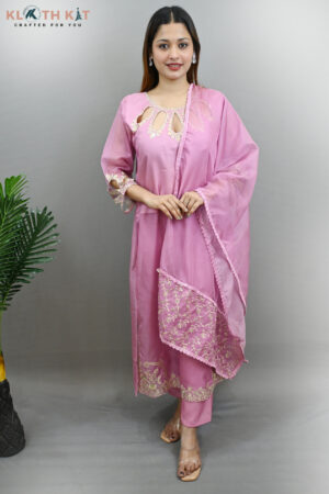 Embroidered Kurta Set